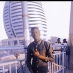 Essa ALi - Facebook