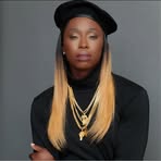 Essence Carson - Facebook