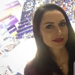 Essie Costa - @costaessie - Instagram