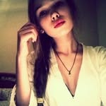 Essie Meyer - @ogohu.775466 - Instagram
