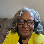 Essie Miller - @essiemiller_77 - Instagram
