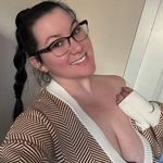 @essie.wolfevanhorn - Instagram