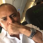 Esteban Robles - @padre_estebanrobles - Instagram
