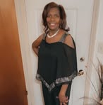 Estella Ross - Facebook