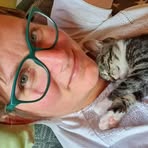 Estelle Wolfgang - Facebook