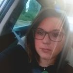 Estelle ball - @estl57 - Instagram