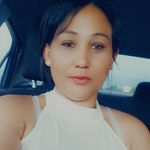 Estelle Barker - @memirona - Instagram