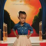 Estelle Hunter-Moody - @issatribenola - Instagram