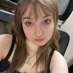 EsTer - @ester_earl1 - Instagram
