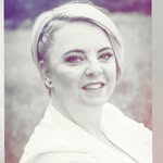 An Ester moment - @esterkuhn - Instagram