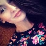 Esther Arnold - @ogolazeq.338954 - Instagram