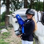Esther Berg - Facebook