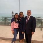Esther Chacón - @meqn_2019 - Instagram