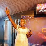 Esther Claye - Facebook