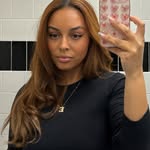 E - @estherdeanbitch - Instagram
