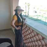 Esther Gonsalez - @esthergonsalez2 - Instagram