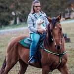 Esther Lapp - @estherlapp94 - Instagram
