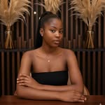4_s.t.a.r - @esthermaugo2 - Instagram