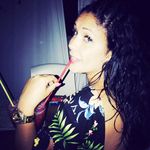 Esther Mena Arteaga - @lubita77 - Instagram