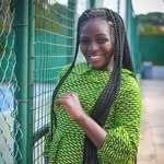 Esther Newman - @eleg.anceagency - Instagram