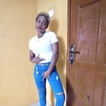 Esther Perry - @estherperry372 - Instagram