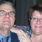 Esther Poulin - Facebook