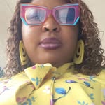 Esther Simeon - @esteonbrand2020 - Instagram