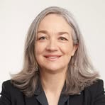 Esther Straub - Facebook