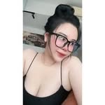 Esther Tang - @0717.tg - Instagram