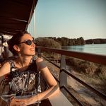 Esther Galvin - @esther_tothemoonandback - Instagram