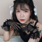 Esther Tran - Facebook