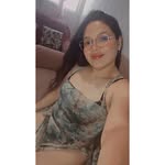 Esther Velez - @esther_velez06 - Instagram