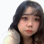 Esther Zhou - @esther.zhou.5494 - Instagram
