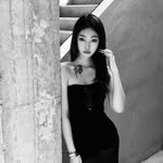 Esther Zhou - @eeeesther2 - Instagram