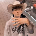 Ethan Ervay - Facebook
