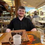 @_ethanearl - Instagram