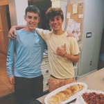 ethan - @ethansspraytan - Instagram