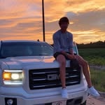 @_ethan_whyte - Instagram