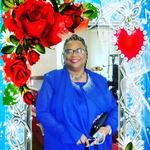 Ethel Bennett - @esterdabids - Instagram
