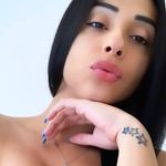 Ashley - @ashleyionetta - Instagram