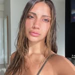 @ettaryanyyy - Instagram