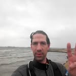 Eugene Rios - @bouazaelorie - Instagram