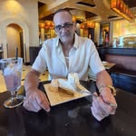 Eugene Serrano - @papi.gine - Instagram