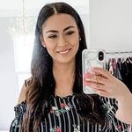 Eunice Becker - @tabasek472 - Instagram