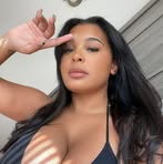 Eva Andre - Facebook