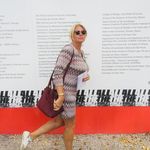 Eva Marie Bentsen - @evabentsenartconsulting - Instagram