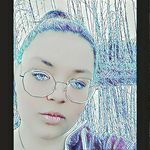 Eva Booth - @evabooknerd - Instagram