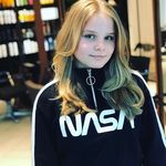 Kiya Van Den Berg - @eva_bosch_bestfan - Instagram
