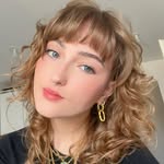 𝐄𝐯𝐚 𝐁𝐮𝐫𝐭𝐨𝐧 - @evaburton._ - Instagram