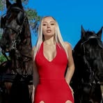 Eva Carrington - Facebook